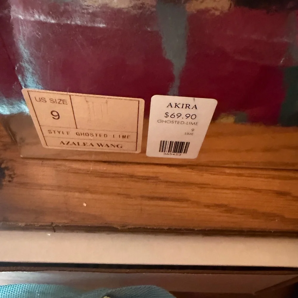 AZALEA WANG ONLY IN MY DREAMS PLATFORM BOOTIE IN LIME - Picture 4 of 4